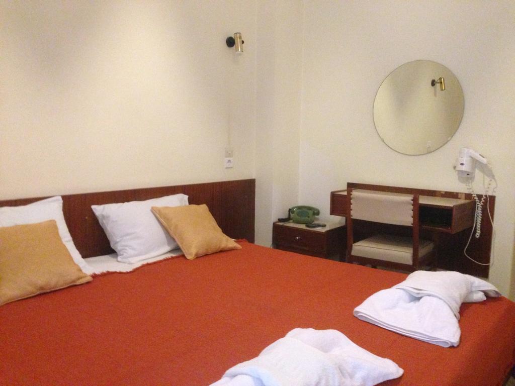Noufara Hotel Kamena Vourla Exterior foto