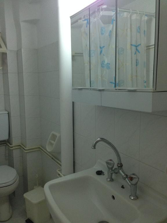 Noufara Hotel Kamena Vourla Cameră foto