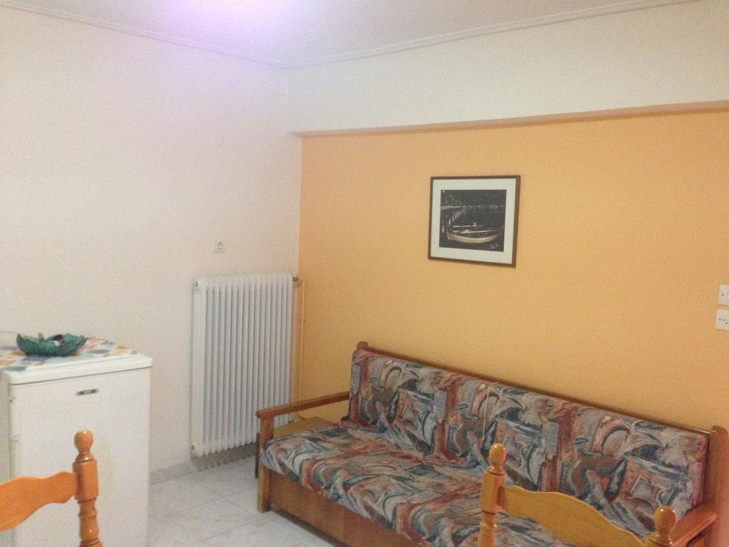 Noufara Hotel Kamena Vourla Cameră foto